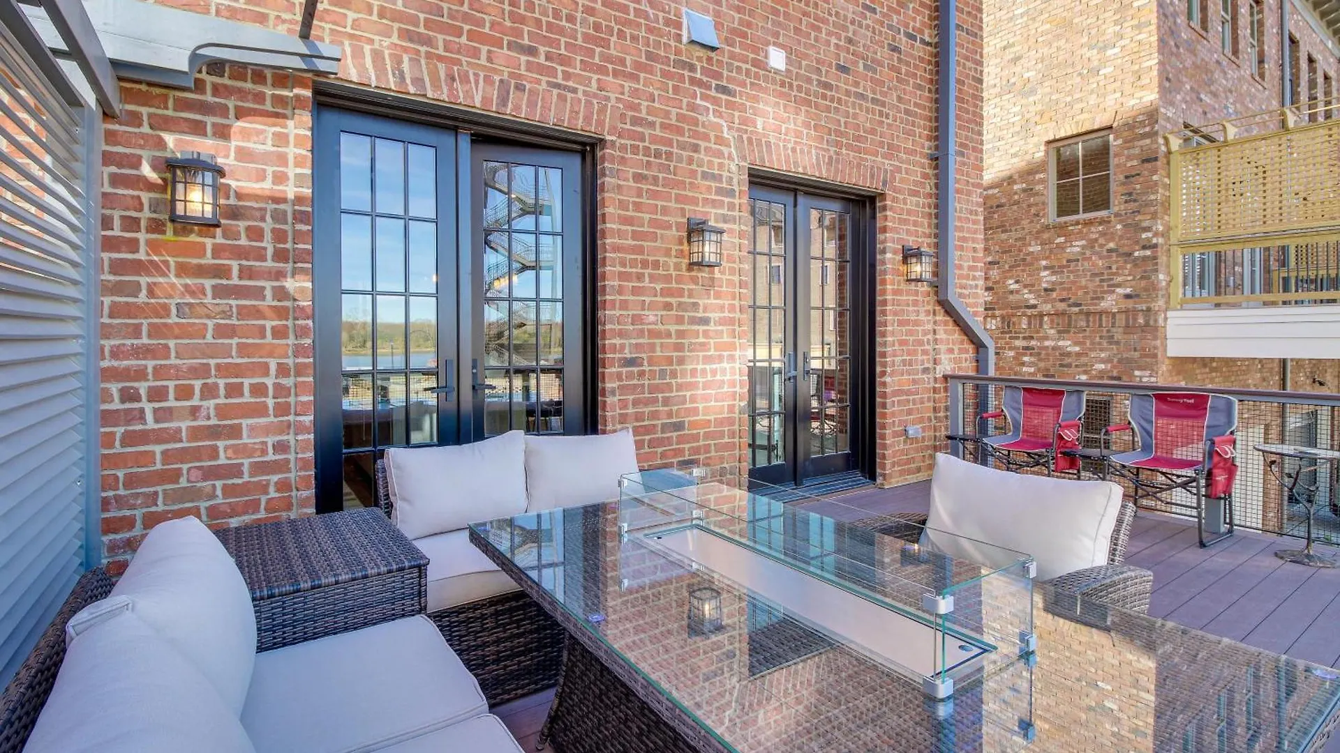 Luxe Savannah Townhome 1 Mi To Historic District