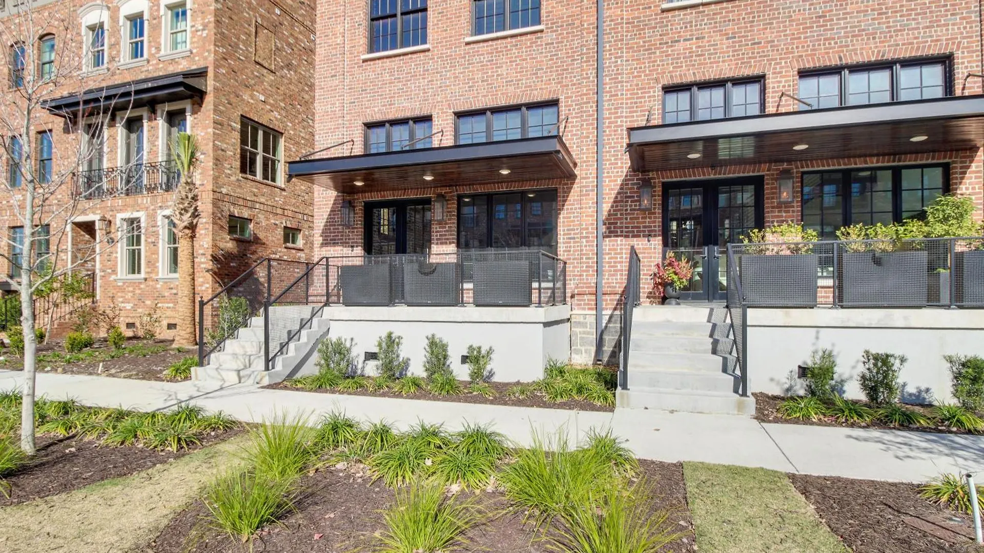 Дом отдыха Luxe Savannah Townhome 1 Mi To Historic District
